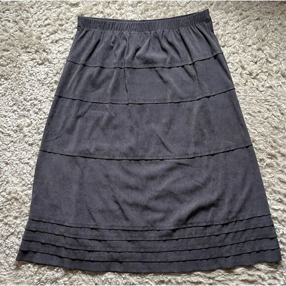 Denim & Co. (D & Co. Women’s 1X Faux Suede Circle Tiered Midi Skirt in Gray - Picture 5 of 5